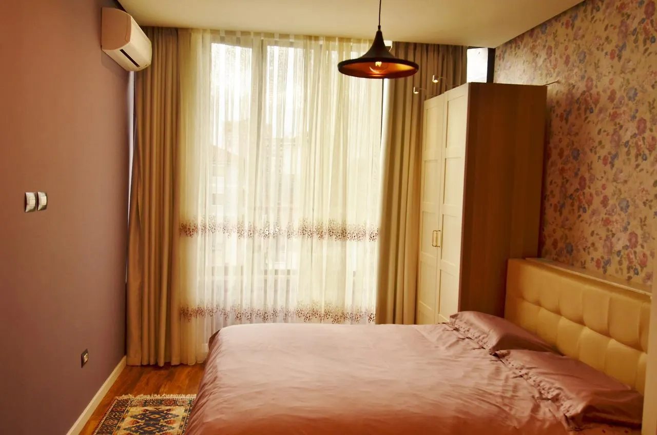 Apartments Kaloj ティラナ